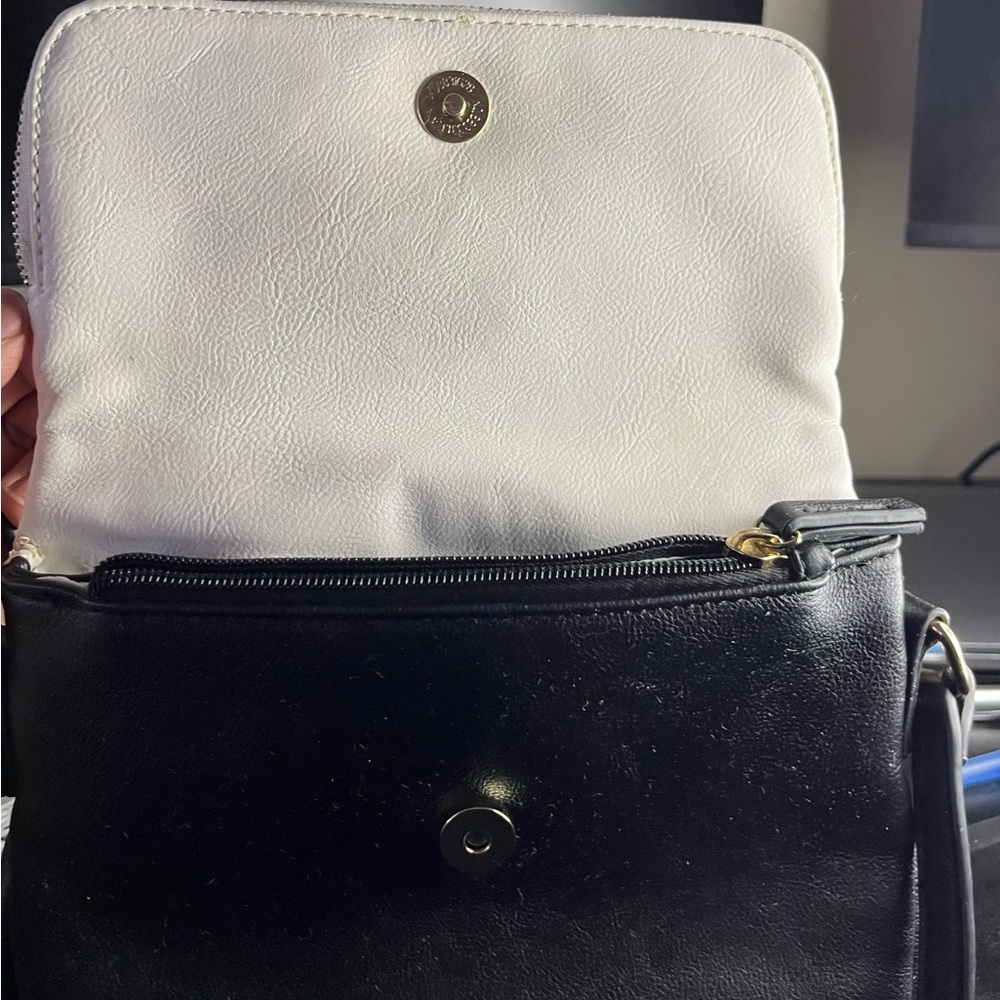 Lily & Ivy GUC handbag - Picture 3 of 12